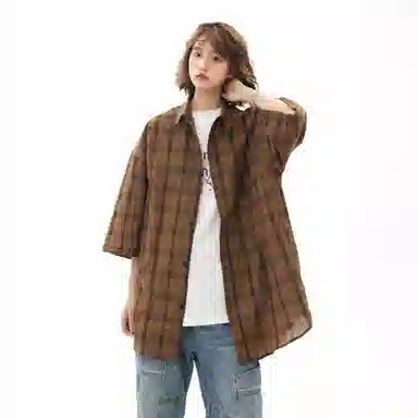 大卫贝肯 韩版复古格子基础款时尚休闲学院风小众褶皱设计随性慵懒感无性别主义宽松百搭轻薄凉爽透气日常通勤翻领短袖衬衫 男女同款