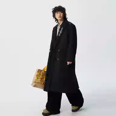 大卫贝肯 美式高街简约基础中长款英伦高级感品牌签名印花铆钉设计痞帅纯色潮牌休闲宽松通勤百搭外套大衣 男女同款