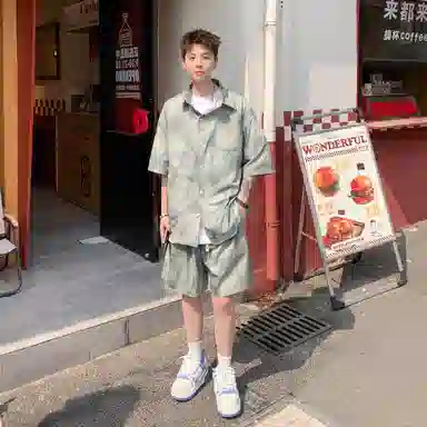 大卫贝肯 美式复古高品质重磅潮流薄款冰丝油墨晕染斑驳设计感格子百搭翻领落肩短袖衬衫搭基础款五分裤宽松休闲运动套装 男女同款