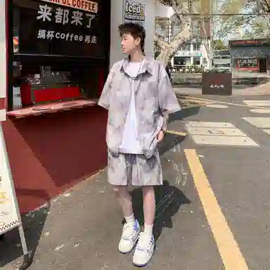 大卫贝肯 美式复古高品质重磅潮流薄款冰丝油墨晕染斑驳设计感格子百搭翻领落肩短袖衬衫搭基础款五分裤宽松休闲运动套装 男女同款