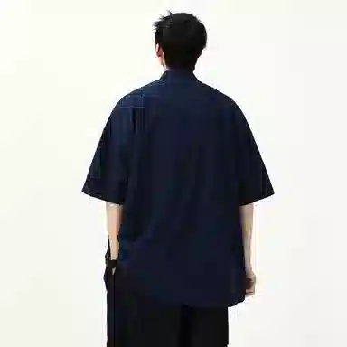 大卫贝肯 潮牌美式高级感重叠撞色字母小众设计时尚基础款纯色简约复古休闲运动百搭透气冰丝宽松翻领单排扣冰感短袖衬衫 男女同款