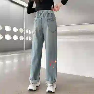 唐狮童装 宽松印花卡通动漫中腰牛仔裤 儿童款 浅牛仔蓝