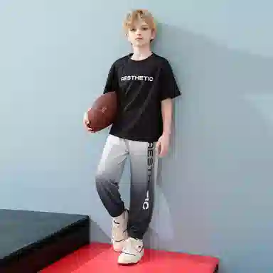 儿童款 唐狮童装 字母印花圆领短袖上衣松紧腰束脚裤休闲运动套装 黑色