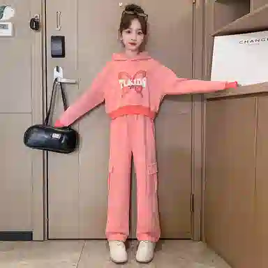 唐狮童装 简约字母蝴蝶连帽卫衣松紧腰口袋长裤休闲运动套装 儿童款 桃色