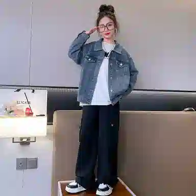 儿童款 唐狮童装 舒适简约百搭牛仔外套 中牛仔蓝