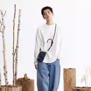 nautica white sail T