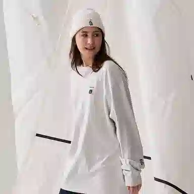 nautica white sail T