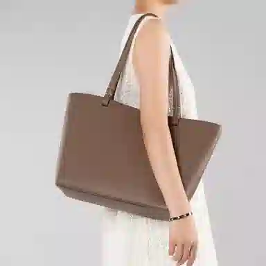 Chrisdien Deny Tote Bag