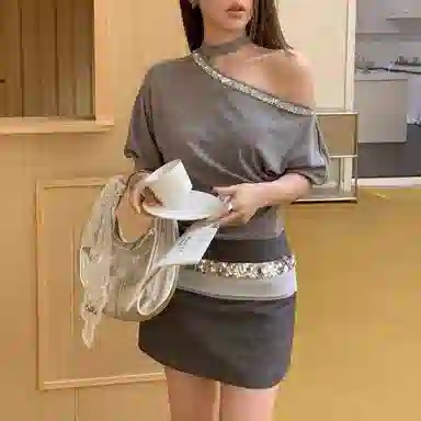 TORIGHT T (