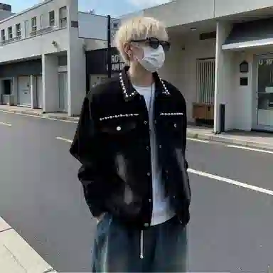 PEA SS25vibebombervintage