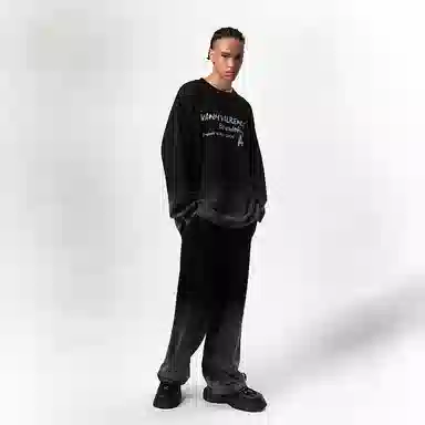 VANN VALRENCÉ Gradient Black