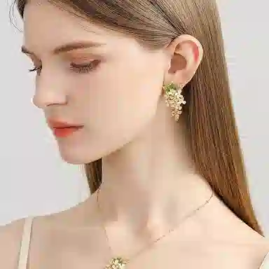 18k925