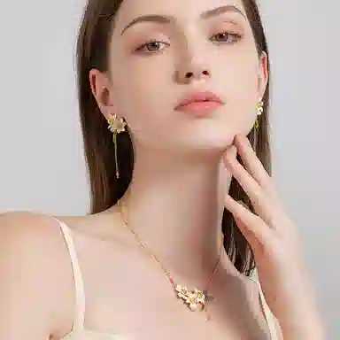 18k925