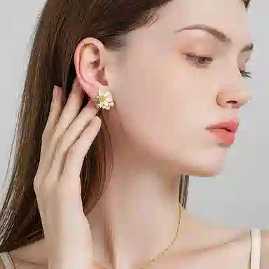 18k925