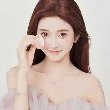 ERROR Mobius Heart Necklace