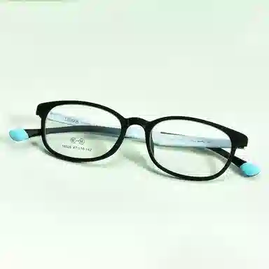 MUZU TR90