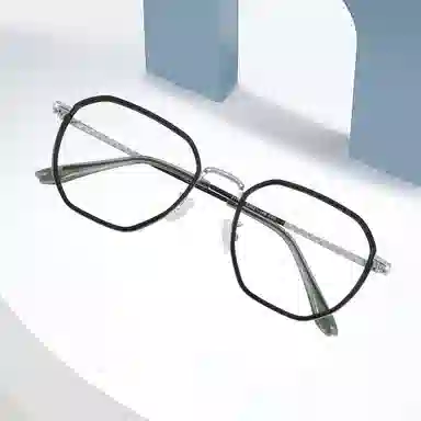 MUZU TR90