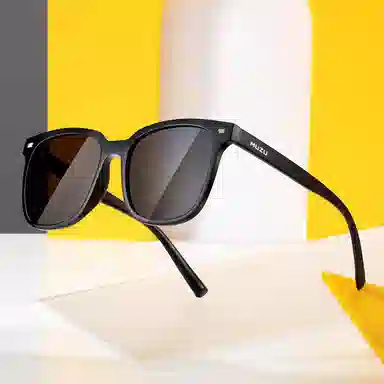 MUZU TR90