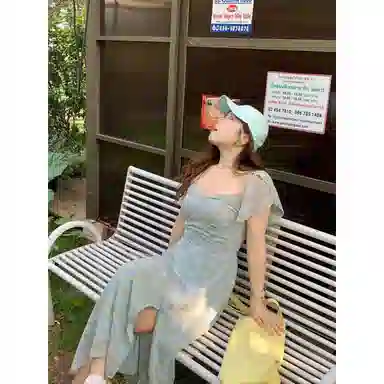 米米子 修身适中方领短袖连衣裙 女款