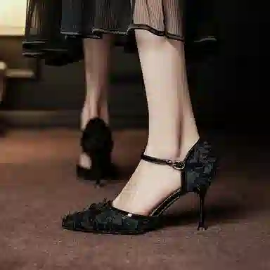 KATHRYN WILSON 8.5cm