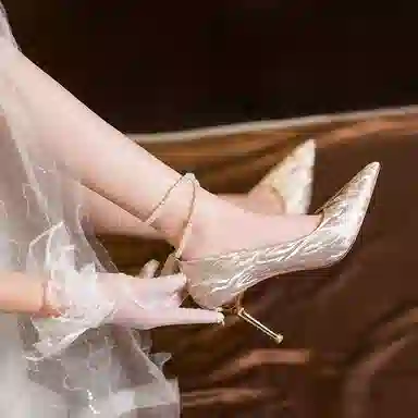 KATHRYN WILSON 8.5cm