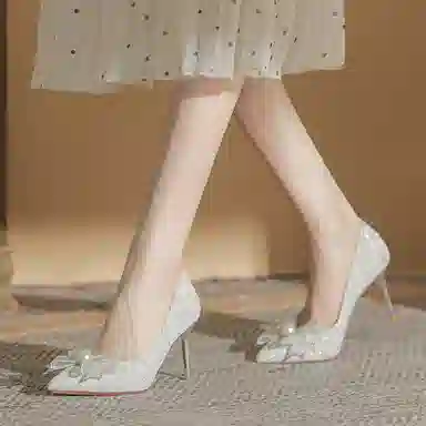 KATHRYN WILSON 8.5cm