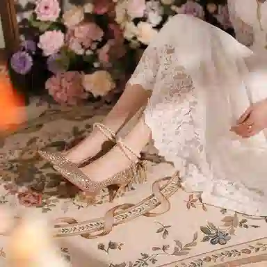 KATHRYN WILSON 8.5cm