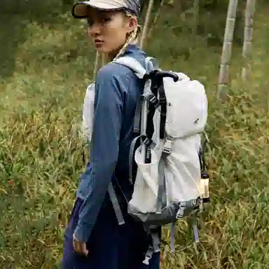 VAOPER Mountain Series Backpack White