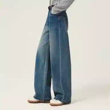 Teenie Weenie