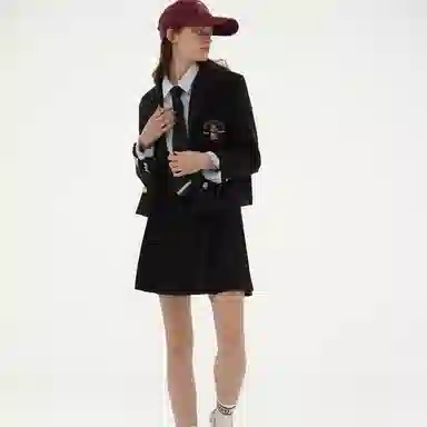 Teenie Weenie AJK