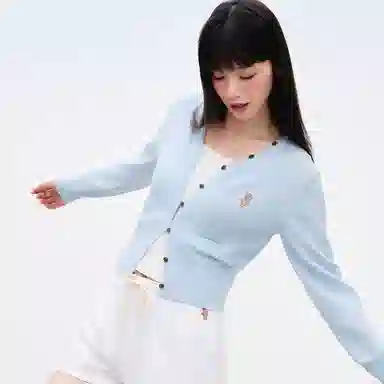 Teenie Weenie 2025 V