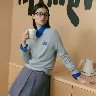 Teenie Weenie V
