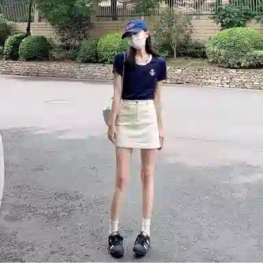 Teenie Weenie U T
