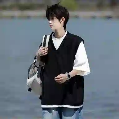 AWAO T