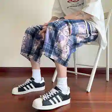 顶峰保罗 扎染格子迷彩七分裤子冰丝薄款运动时尚百搭设计感无性别主义直筒过膝加肥加大码休闲短裤 男女同款