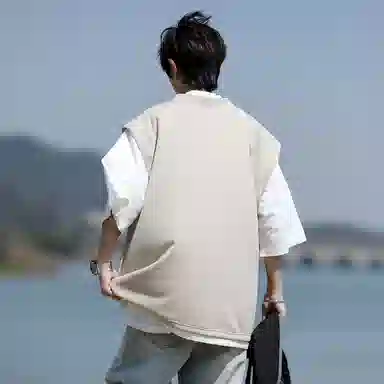 AWAO T