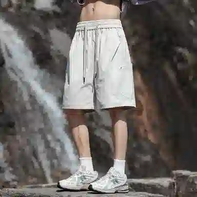 顶峰保罗 冰丝大口袋工装薄款宽松大码运动五分裤子无性别主义潮流痞帅时尚百搭设计感休闲短裤 男女同款