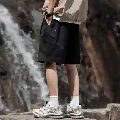 顶峰保罗 冰丝大口袋工装薄款宽松大码运动五分裤子无性别主义潮流痞帅时尚百搭设计感休闲短裤 男女同款