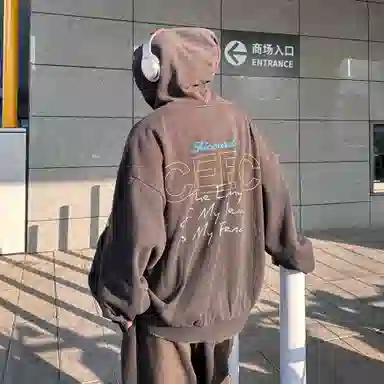 CEEC LA x Riccardi T