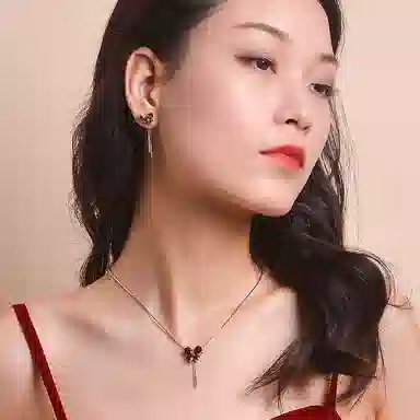 石头记 优雅气质轻奢 石榴石 项链 女款