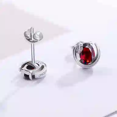 石头记 复古彩色宝石轻奢高级 石榴石 耳钉 女款