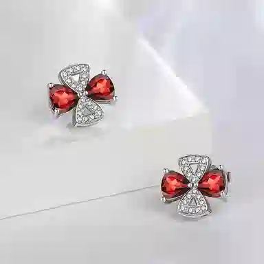 石头记 轻奢小众设计 幸运草石 石榴石 耳钉 女款