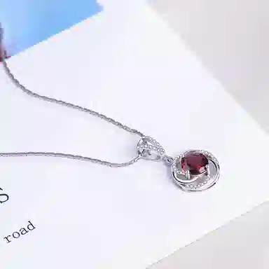 石头记 轻奢小众设计 高级 冷艳气质一点红 石榴石 项链 女款