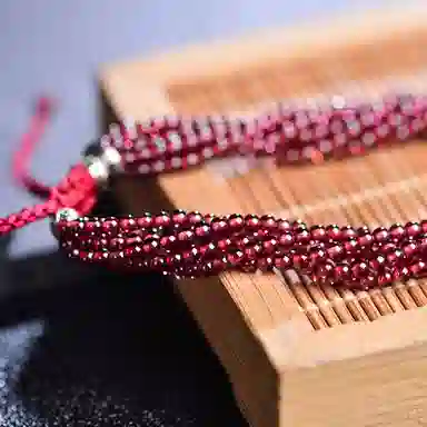 石头记 灵雨系列 国潮新中式素圈小众设计 转运珠 高级感 石榴石 手链 女款