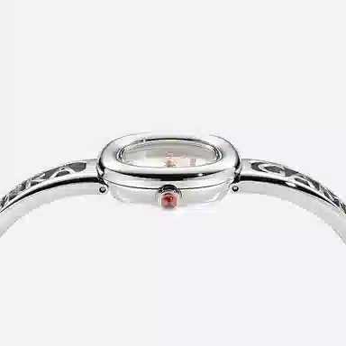 FERRAGAMO 23