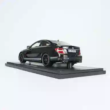 GT SPIRIT 118 C63 AMG 888