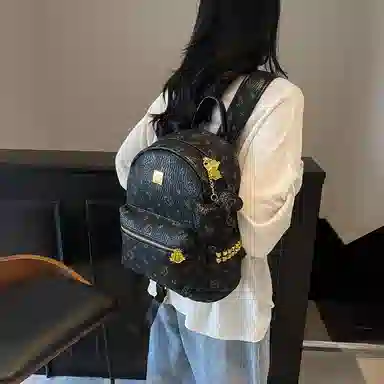 ZOGA ins PU