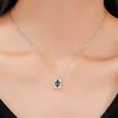 S925