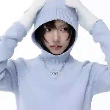 SUMIYAKI Yukihana Winter Zirconia Necklace