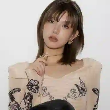 SUMIYAKI Arrow Feather Butterfly Necklace Copper Alloy